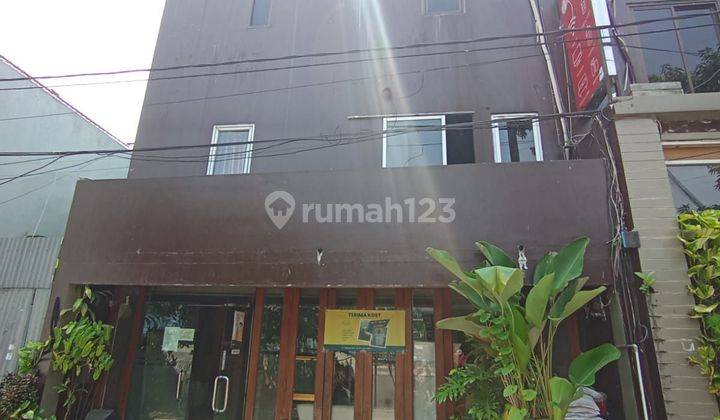 Rumah Dipakai Hostel Di Jl Bendungan Asahan Iii Benhil Jakarta Pusat 1