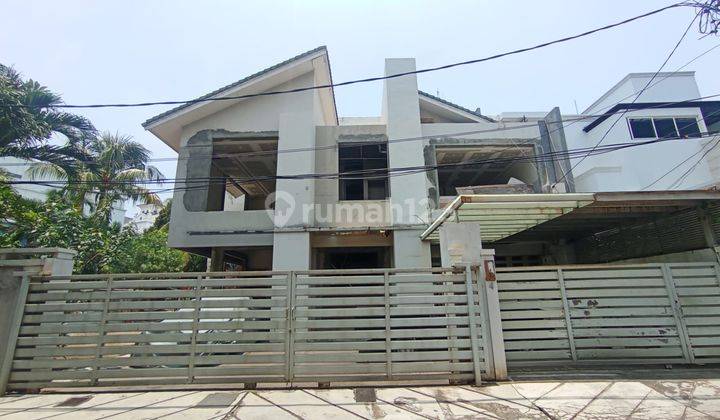 Rumah Mewah Bangunan 70% Di Jl Patal Senayan Iv Kebayoran Lama Jakarta Selatan 1