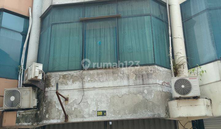 Ruko 3lt LT 72m² di Komp Golden Ville Kbn Jeruk Jakbar 2