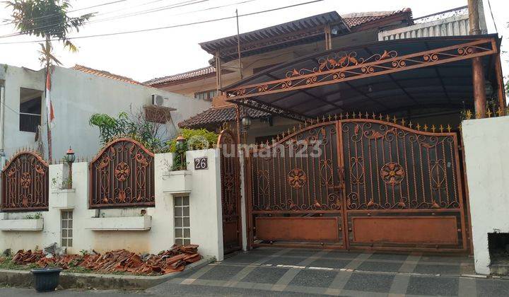 Rumah 2 Lantai Di Jl H Soleh I Kebon Jeruk Jakarta Barat 2