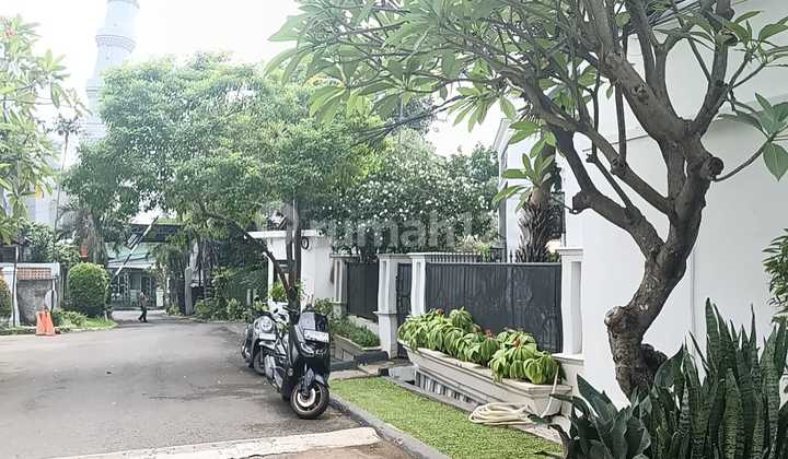 Hot Deal! Cheap House Auction Asset Room in Pejaten Barat Cash Only 2