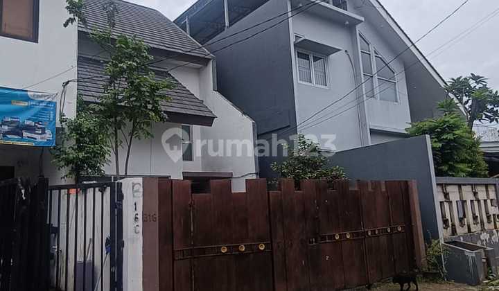 Rumah Minimalis 2 Lantai di Perumahan Depkes, Pasar Minggu, Kota Jakarta Selatan, Provinsi Dki Jakarta