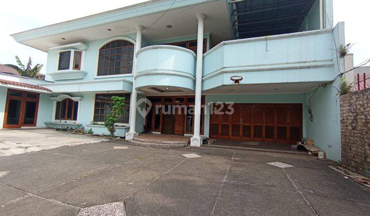 Rumah Lama Luas Di Jl Tanah Kusir Iv Kebayoran Lama Jakarta Selatan 1