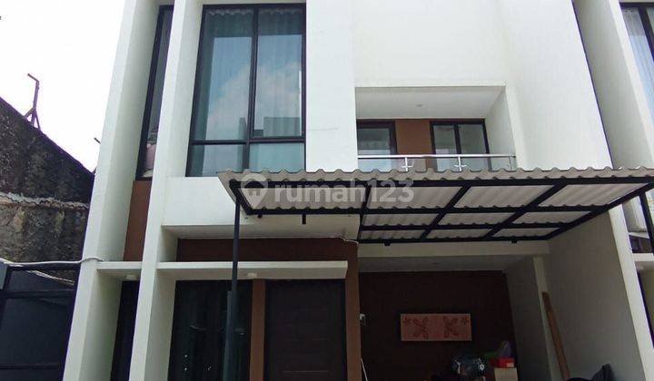 Rumah Minimalis 2 Lantai Di Kanaya House Pondok Aren Tangerang Selatan 1