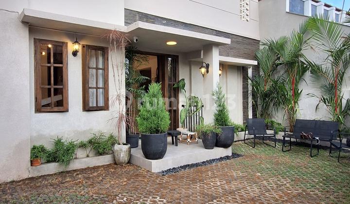 Modern Colonial Style House in One Gate System Jimbaran Modern Colonial Style House in One Gate System Jimbaran