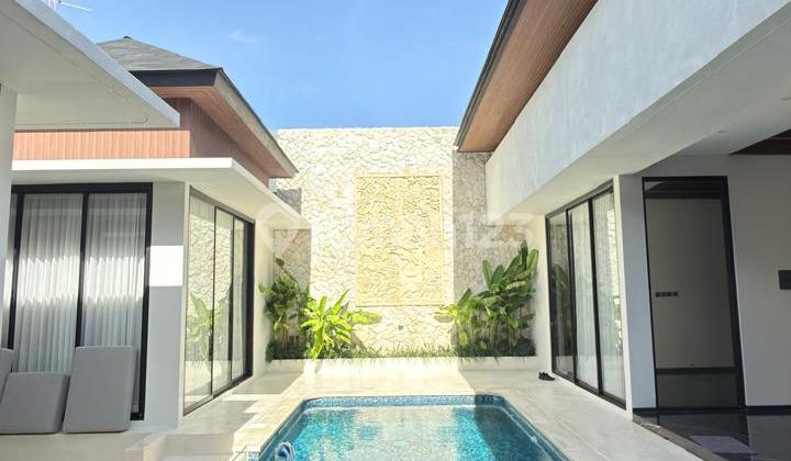 Villa Modern Tropical Jalan Bidadari 2 Seminyak