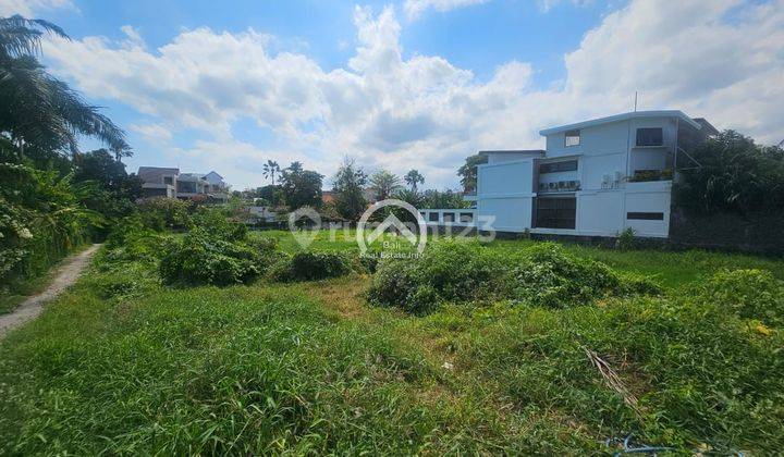 Tanah Komersil Lingkungan Villa di Berawa Canggu 1