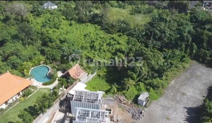 Tanah Hanya 100 meter dari Pantai Saba 