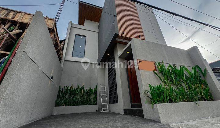 Brand New Modern Minimalist Villa In Kerobokan 1