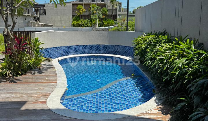 For Sale or Lease Premium Villa in Pererenan 