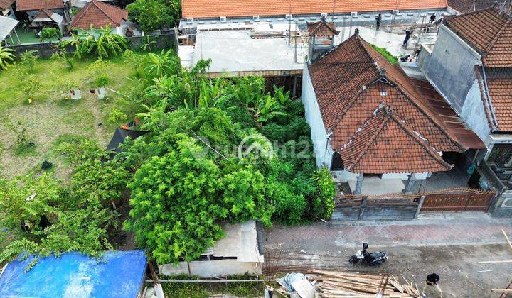 Tanah Dan Villa di Kerobokan Area Kompleks Villa  1