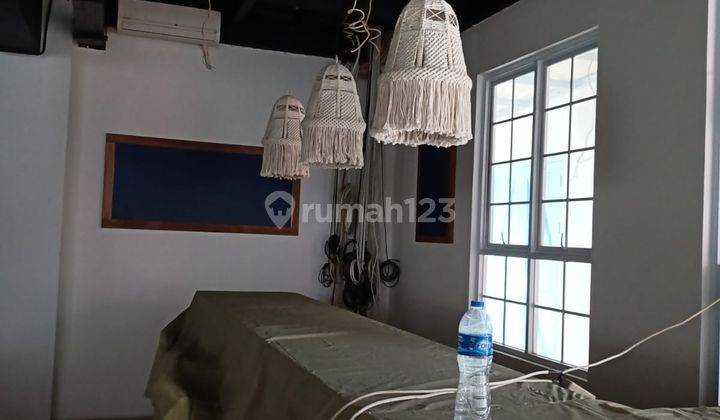 Ruang usaha Siap Untuk Buka Resto Atau Cafe Lokasi Strategis 6