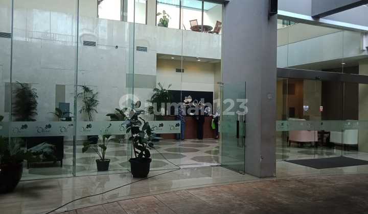 Apt. Royal Olive, Pejaten