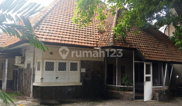 Rumah di Kebayoran Baru
