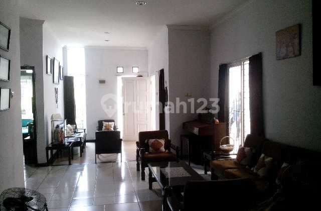 Boarding House 13 Rooms, in Pancoran Area, South Jakarta 1