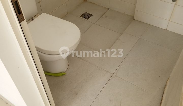 Disewa Rumah Golflake Victoria Hills Murah 2