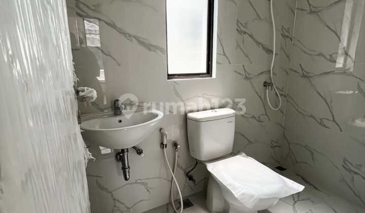 Disewakan Rumah Lavon 2 Cluster Citrine Uk.7x17 Kondisi Baru Nego 10