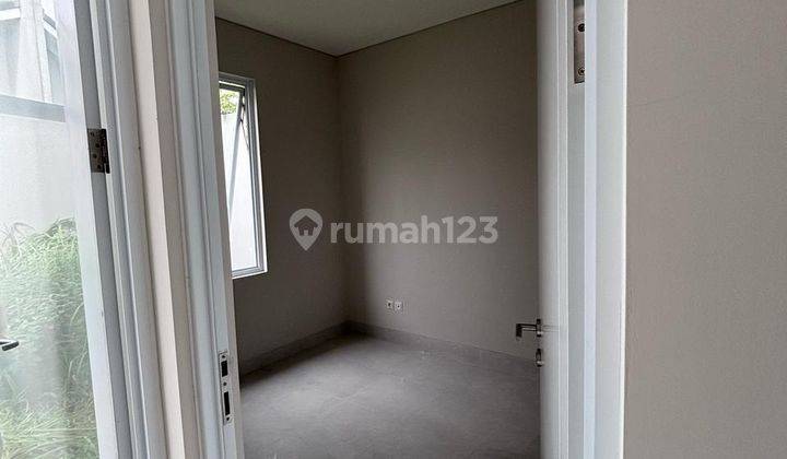 DISEWAKAN RUMAH PARAMOUNT PETALS SIAP HUNI TERMURAH  2