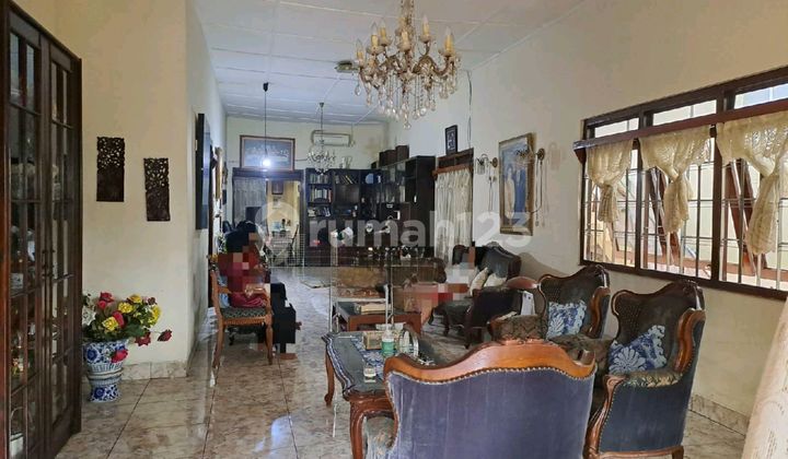 Rumah SHM di Guntur - Setiabudi Jakarta Selatan Bebas Banjir Jalan Lebar 1