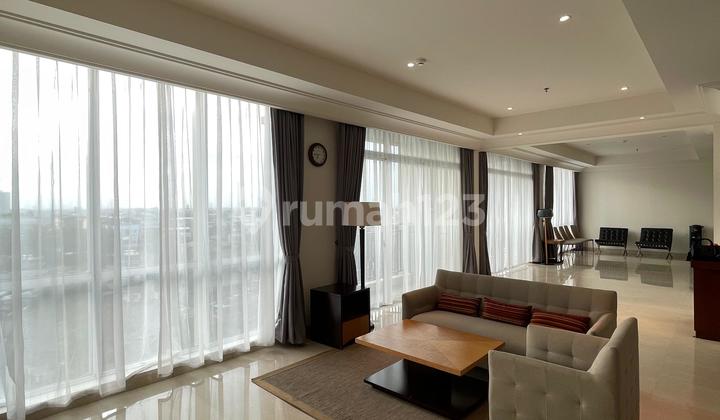 For Rent Pakubuwono View Apartment 4 Bedrooms Furnished in South Jakarta 2