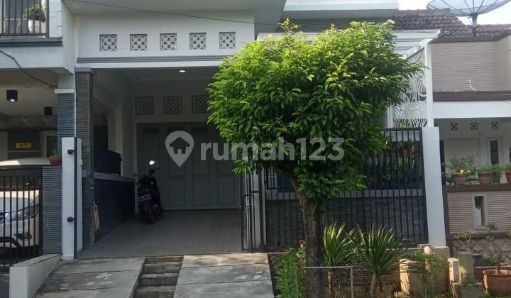 Dijual Rumah Cantik Fully Furnished Rapi Perumahan Kemang Pratama 2