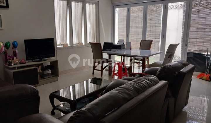 For Sale: Nice House in Gading Serpong, Tangerang Selatan