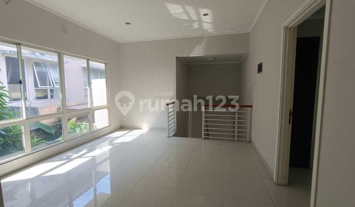 For Sale Ready-to-Occupy House in Sector 7 Bintaro Jaya 2