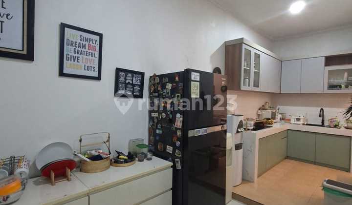 Dijual Rumah Cantik Rapi Siap Huni Di Graha Raya Bintaro 1