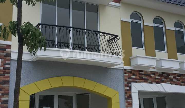 For Sale: The Fusion Block Shop House Cluster, Aston Hotel Bogor