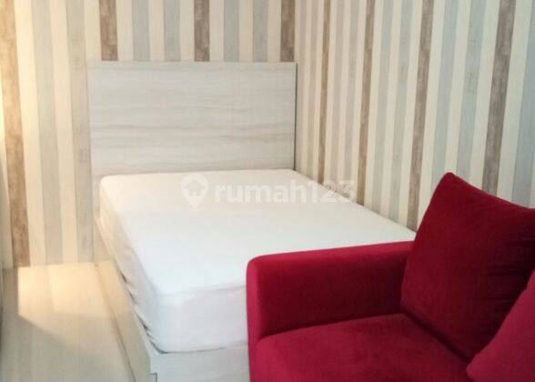 Disewakan Studio Hook Apartemen Bassura City Tower Dahlia 1