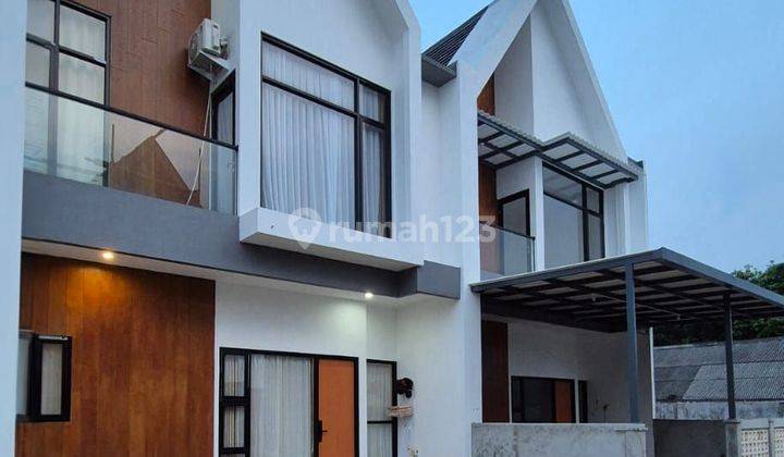 Super kece modern scandinavian style house cluster jakarta timur 2