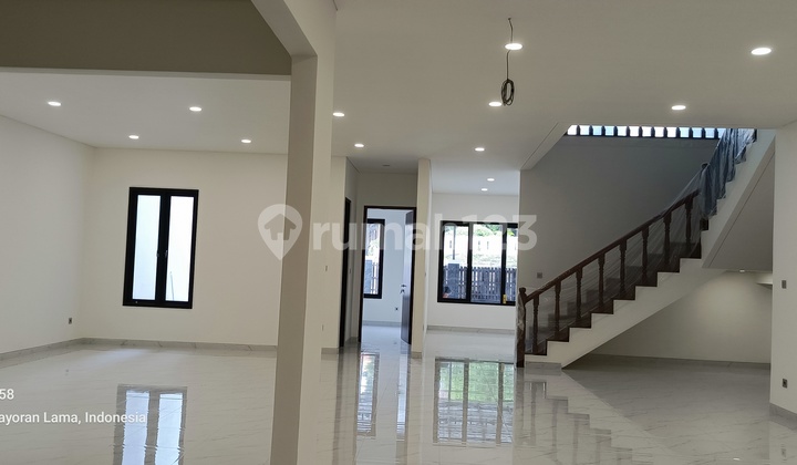 Rumah Baru(Sewa) Depan Jalan Raya,Pd Pinang Centre,Dekat Pondok Indah, Cocok Kantor, Mess, Studio,Klinik 2