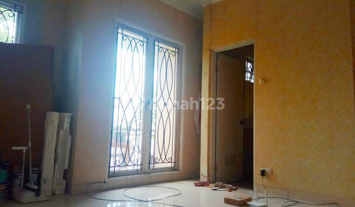 Cantik,siap huni,permata Mediterania Emerald  10