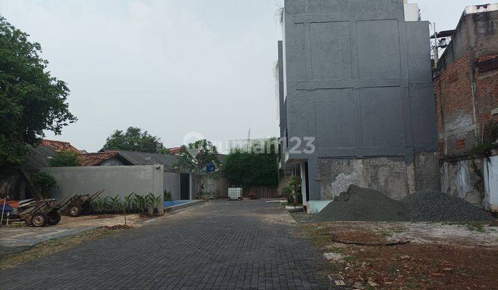 Rumah tapak konsep apartemen, bagus,baru Ampera/kemang 2