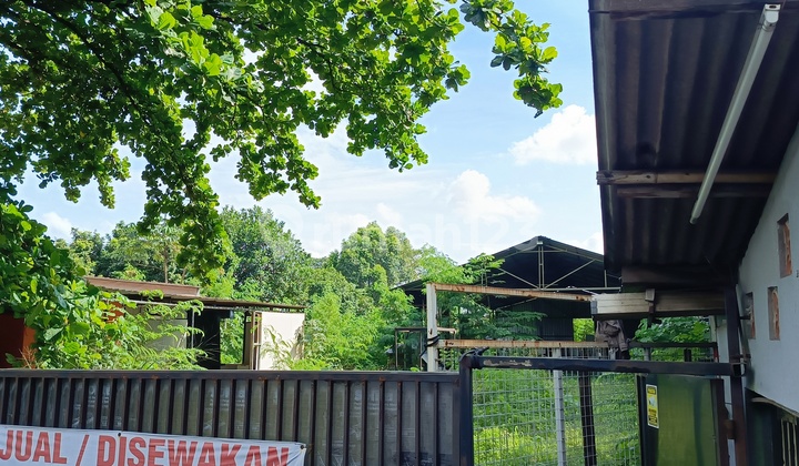 Large Land Area, Affordable Rent! Main Road Sawangan, Suitable for Warehouses/Bus Pool/Workshops