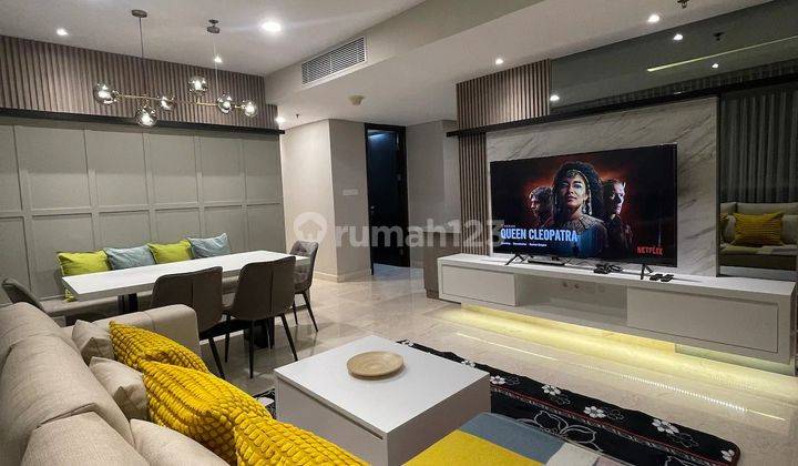 Apartement The Orchard Ciputra Word 2 3 BR Furnished Bagus 2