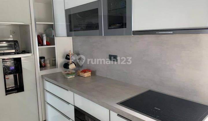 Apartement Casa Grande Phase 2 3 BR Semi Furnished Bagus 2