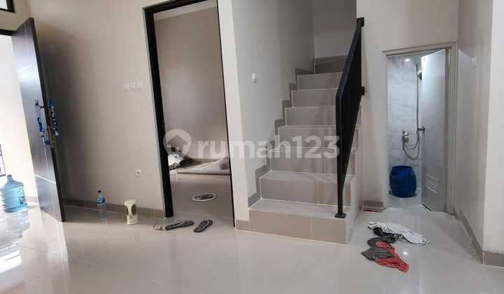 Rumah Modern Baru Rapi Siap Huni Prefer Cash Villa Melati Mas BSD 2