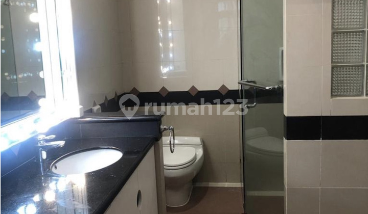 Luxury Furnished House With Pool And Lake View At Telaga Golf BSD 9