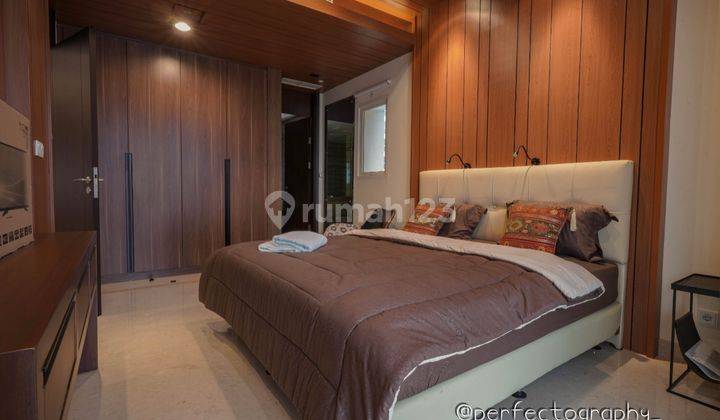 Luxury 2 Bedroom Corner Apartment For Lease Pondok Indah Area 1