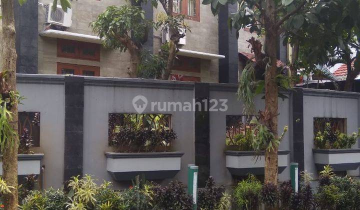 Rumah Mewah Terawat Lingkungan Asri Jl. Camar Bintaro Sektor 3 2