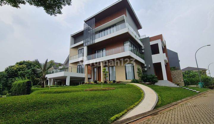 Rumah Baru Full Furnished Kolam Renang Kawasan De Latinos Bsd 1