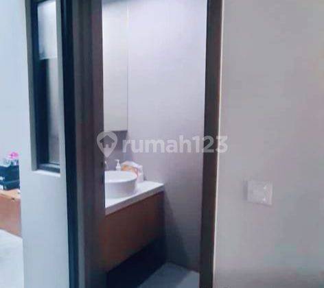 Rumah Modern Full Furnished Siap Huni Caelus Greenwich Bsd 2