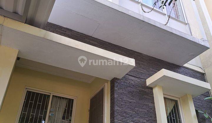 Rumah Modern Minimalis Kawasan Pondok Hijau Golf Phg Chrysocolla 2