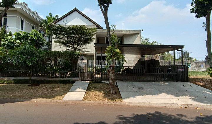 Rumah Modern Gaya Industrial Taman Diponegoro Lippo Karawaci 1