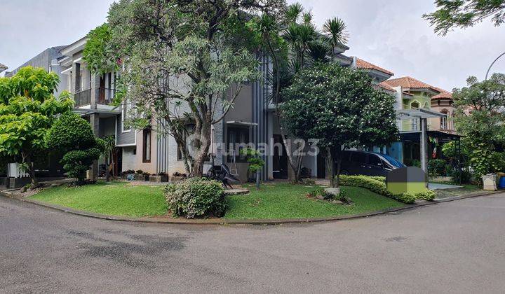 Rumah Modern Minimalis Hoek Depan Taman Kawasan De Latinos Bsd 1