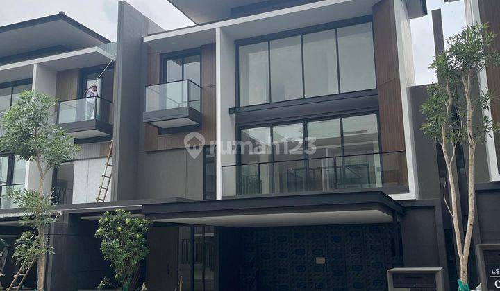 Rumah Mewah Brand New Siap Huni Ada Lift Laurel Nava Park Bsd 1