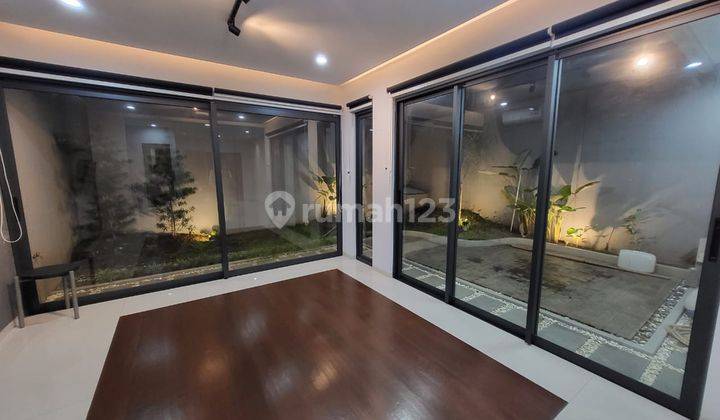 Rumah Semi Furnish Modern Mewah Siap Huni Victoria River Park Bsd 1