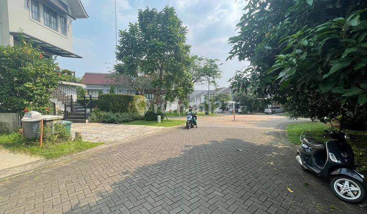 Rumah Modern Posisi Terbaik Depan Taman View Bagus De Latinos Bsd 2