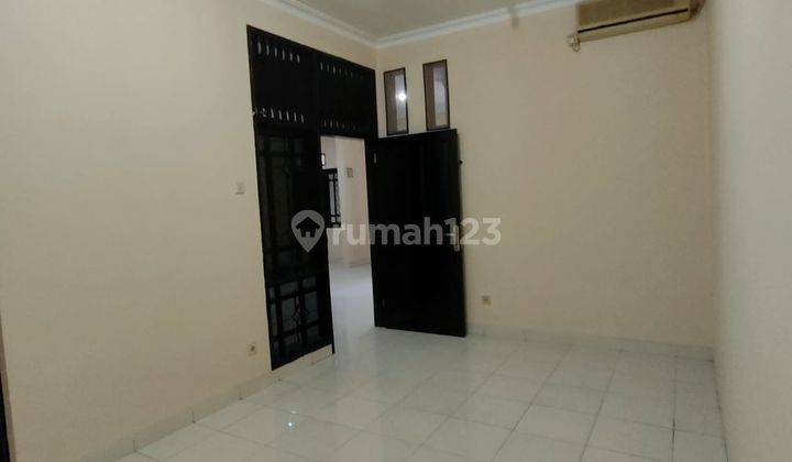 Rumah 1 Lantai Rapih Semi Furnish Siap Huni Villa Melati Mas Bsd 2